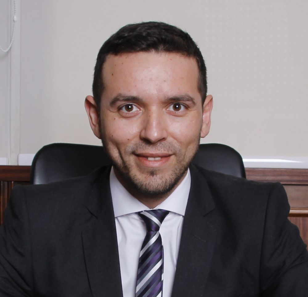 Huemul David Nasillo color.jpg